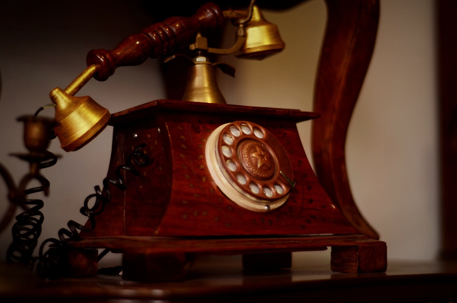Telefonların Geçmişten Günümüze Gelişimi